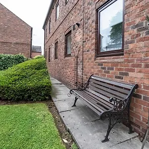 30 Fewster Way Apartment